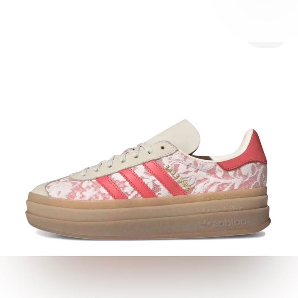 GAZELLE BOLD X LIBERTY
LONDON SHOES Sold out online